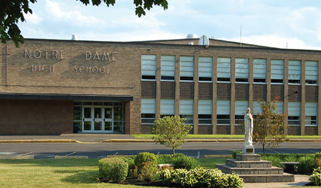 2024년 Notre Dame Junior Senior High School 학교의 공식 정보  | FindingSchool