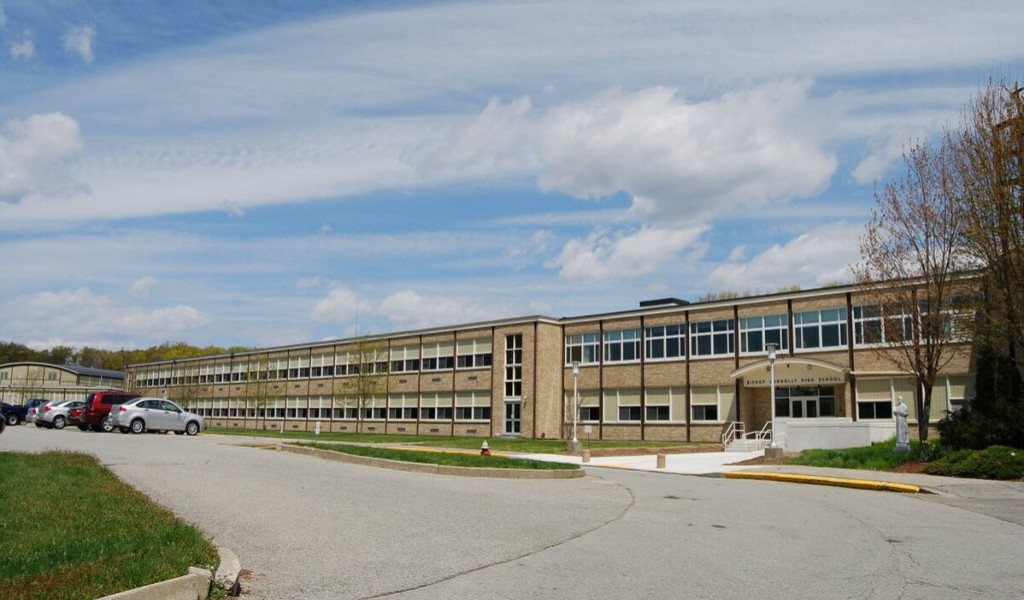 2024년 Bishop Connolly High School 학교의 공식 정보  | FindingSchool
