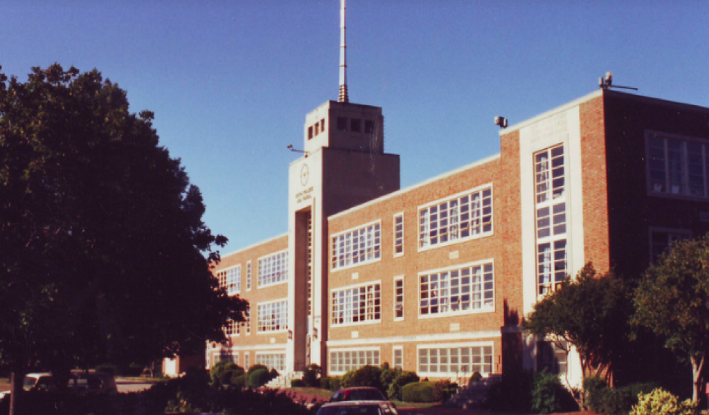Thông Tin Trường Boston College High School Đầy Đủ Chính Thức Của Năm 2024 | FindingSchool