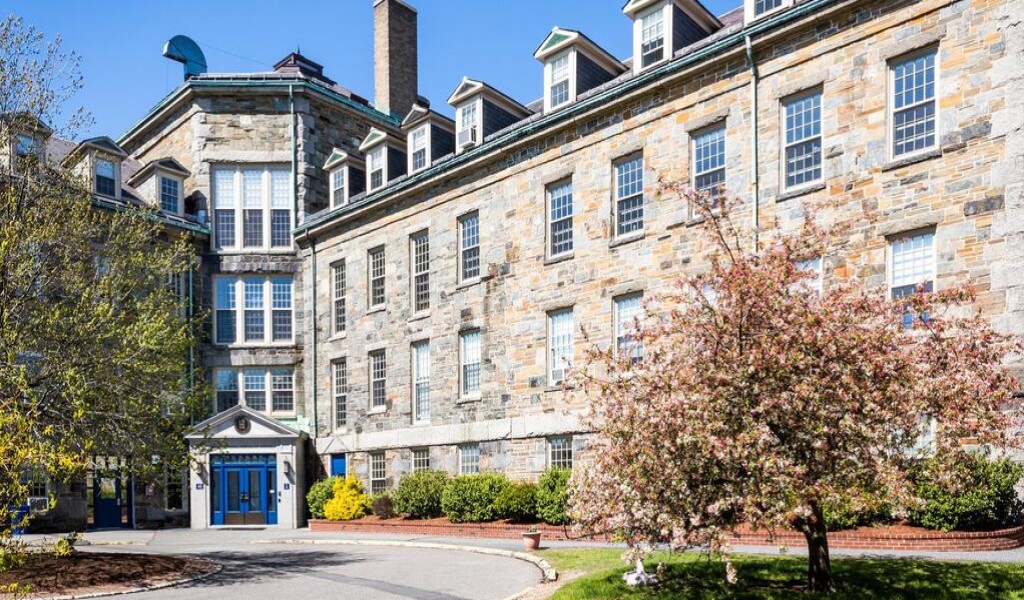 Thông Tin Trường International School of Boston Đầy Đủ Chính Thức Của Năm 2024 | FindingSchool
