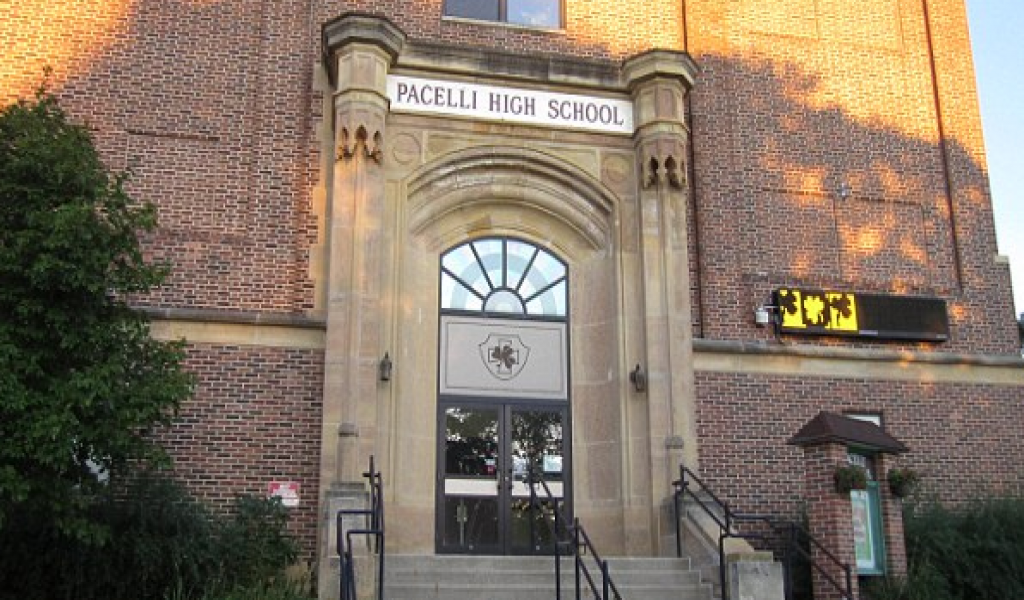 2024년 Pacelli High School 학교의 공식 정보  | FindingSchool