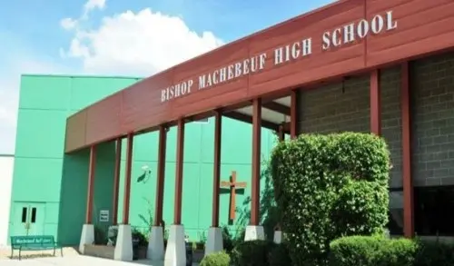 Bishop Machebeuf Catholic High School รีวิว ข้อกำหนด 2025 ปี | FindingSchool