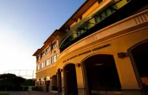 'Iolani School