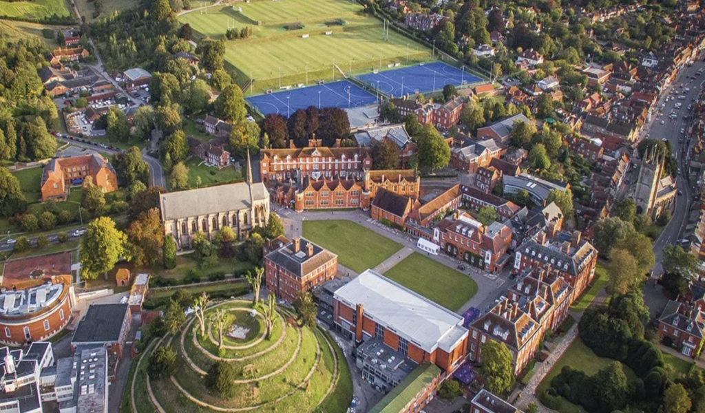 Marlborough College レビュー、要件 2024年 | FindingSchool