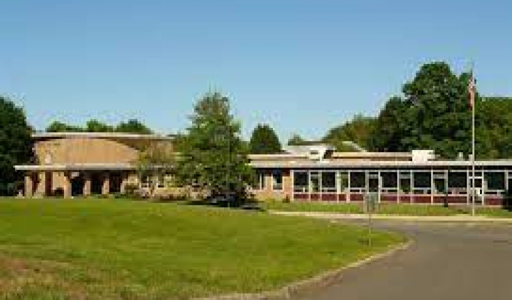 Thông Tin Trường Hamilton-Wenham Regional High School Đầy Đủ Chính Thức Của Năm 2024 | FindingSchool