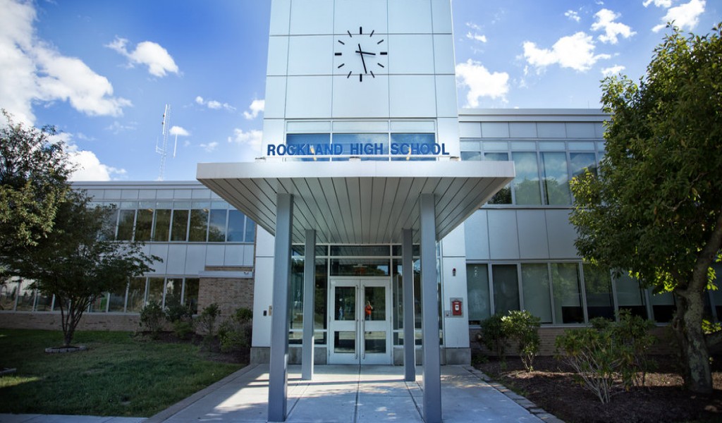 2024년 Rockland High School 학교의 공식 정보  | FindingSchool