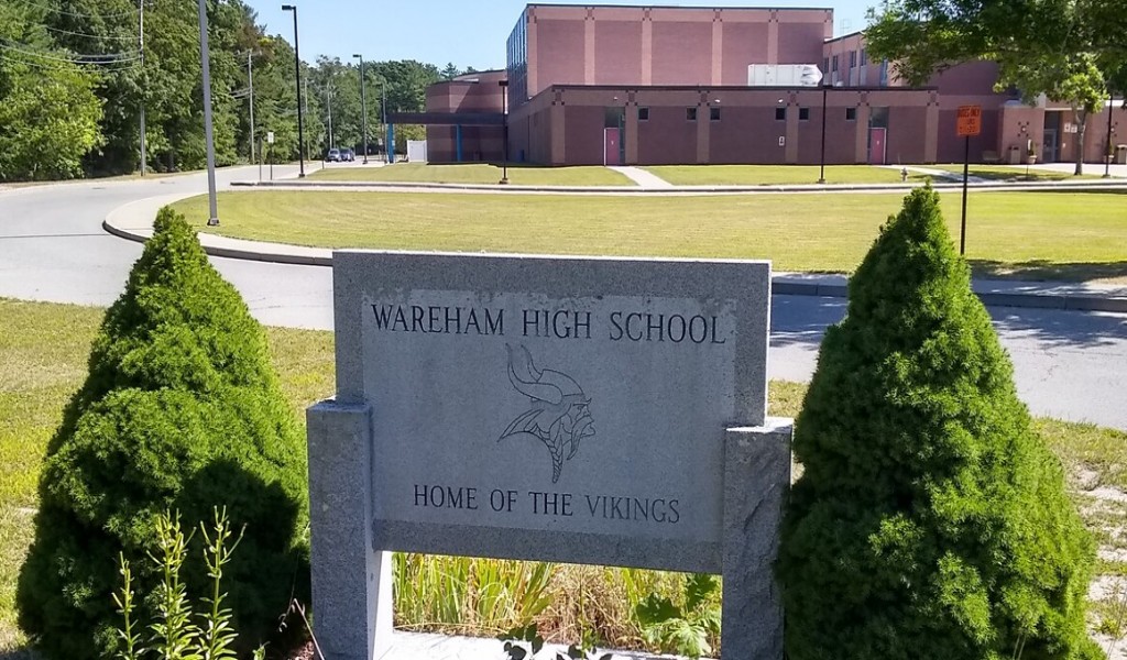 2024년 Wareham High School 학교의 공식 정보  | FindingSchool