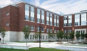Woburn Memorial High School Information 2025 | FindingSchool