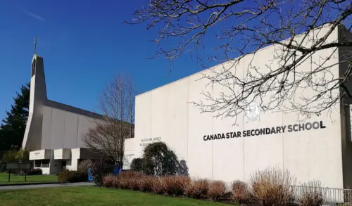 Trường Canada Star Secondary School Với Thông Tin Đánh Giá, Học Bổng 2025 | FindingSchool