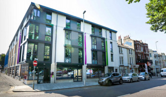 Kings Brighton レビュー、要件 2025年 | FindingSchool