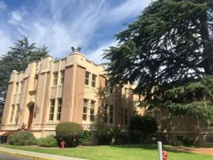 Notre Dame High School