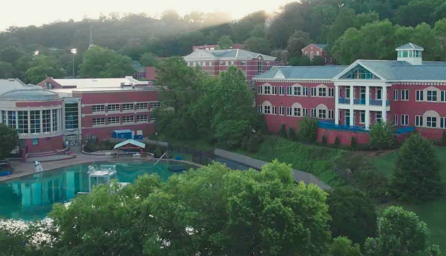 McCallie School